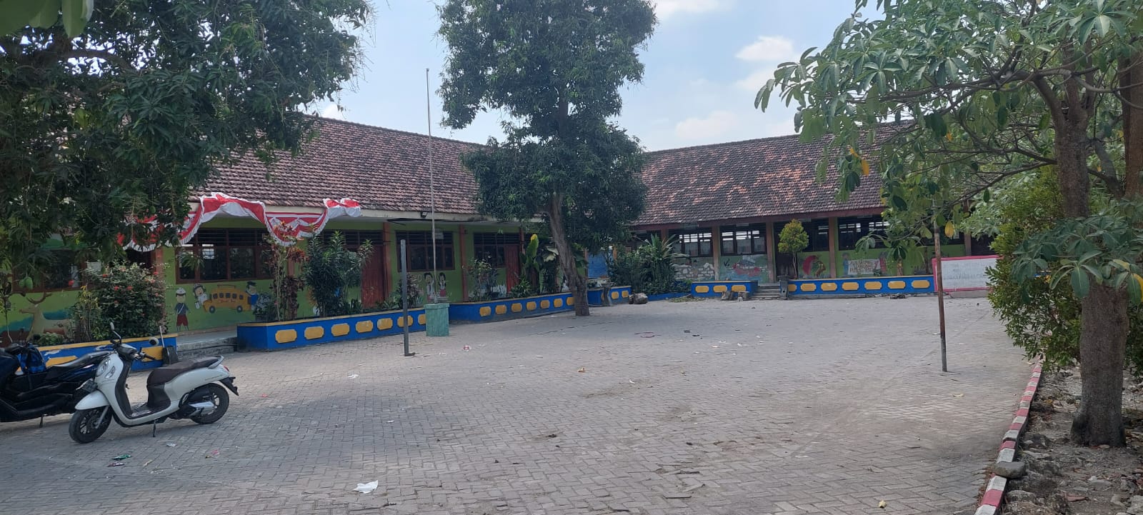 Foto SD NEGERI KRADENANREJO
