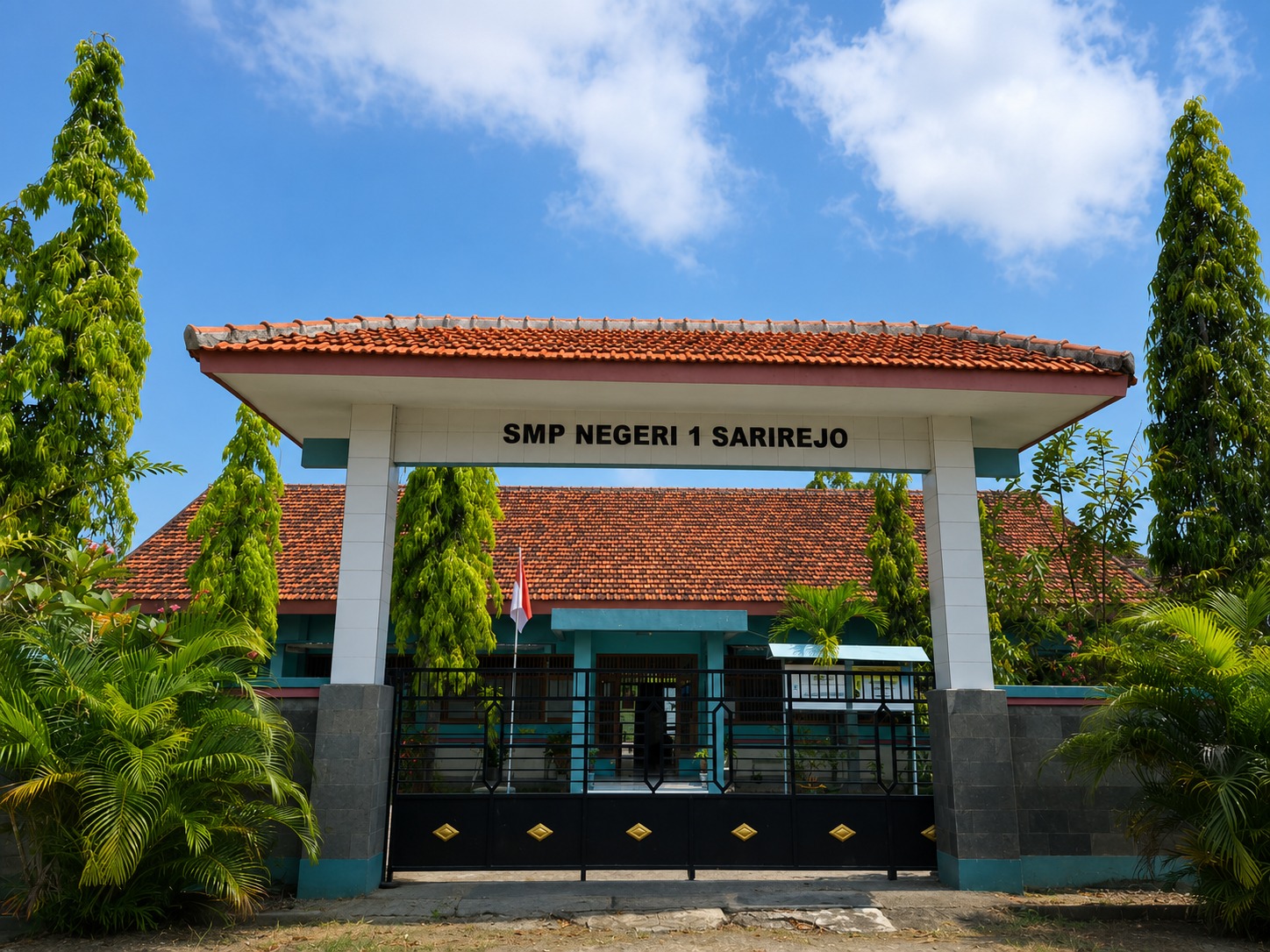 Foto SMP NEGERI 1 SARIREJO