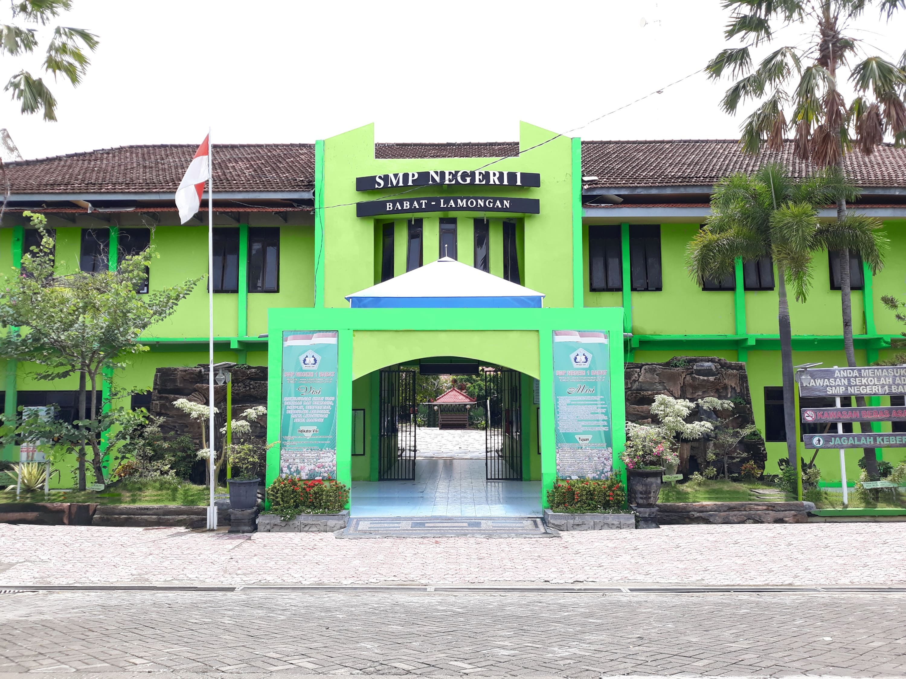 Foto SMP NEGERI 1 BABAT