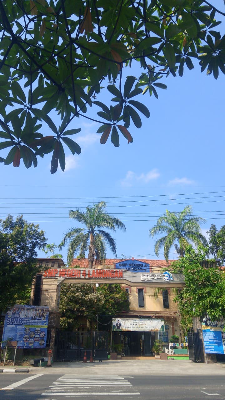 Foto SMP NEGERI 4 LAMONGAN