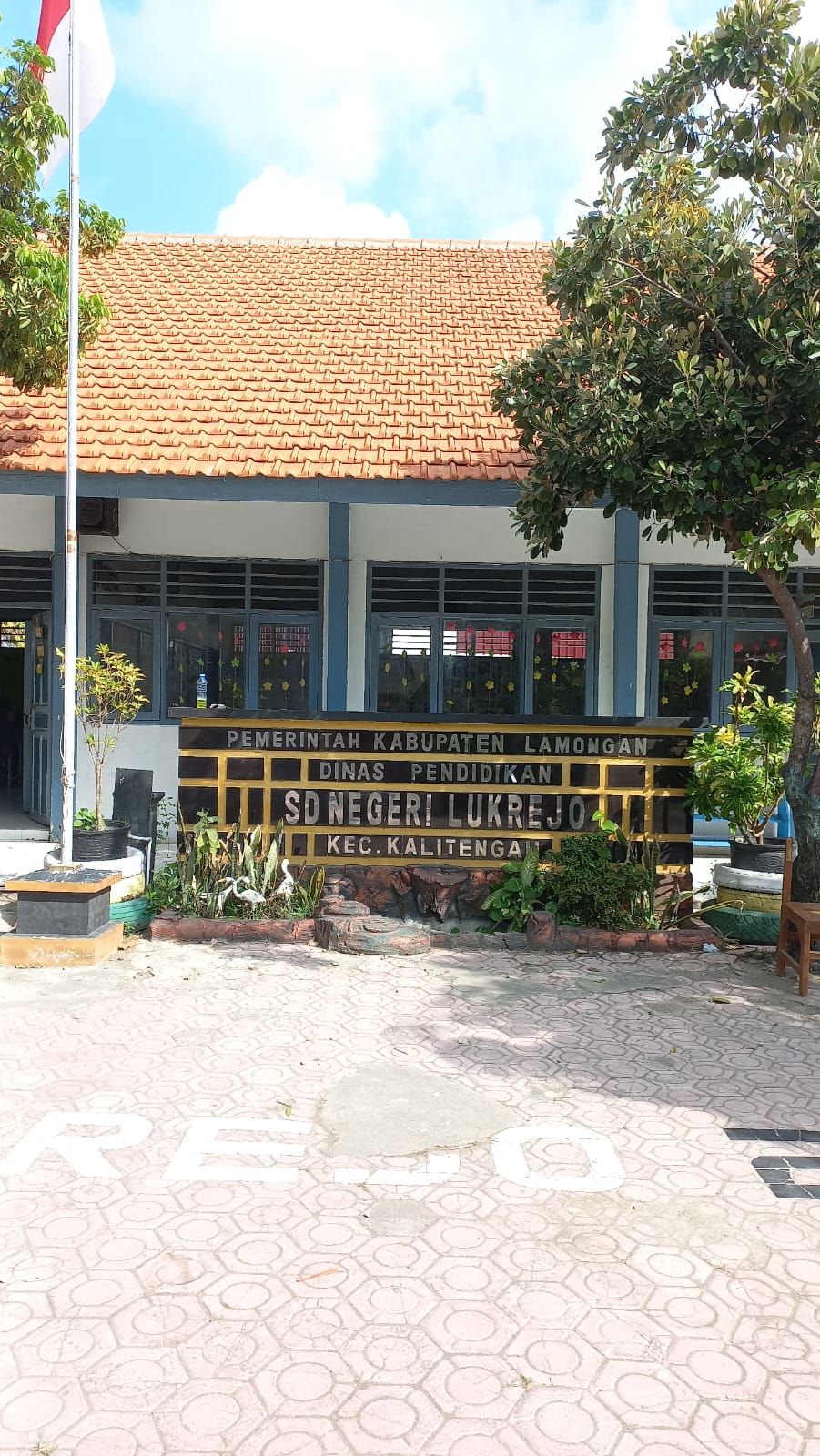 Foto SD NEGERI LUKREJO
