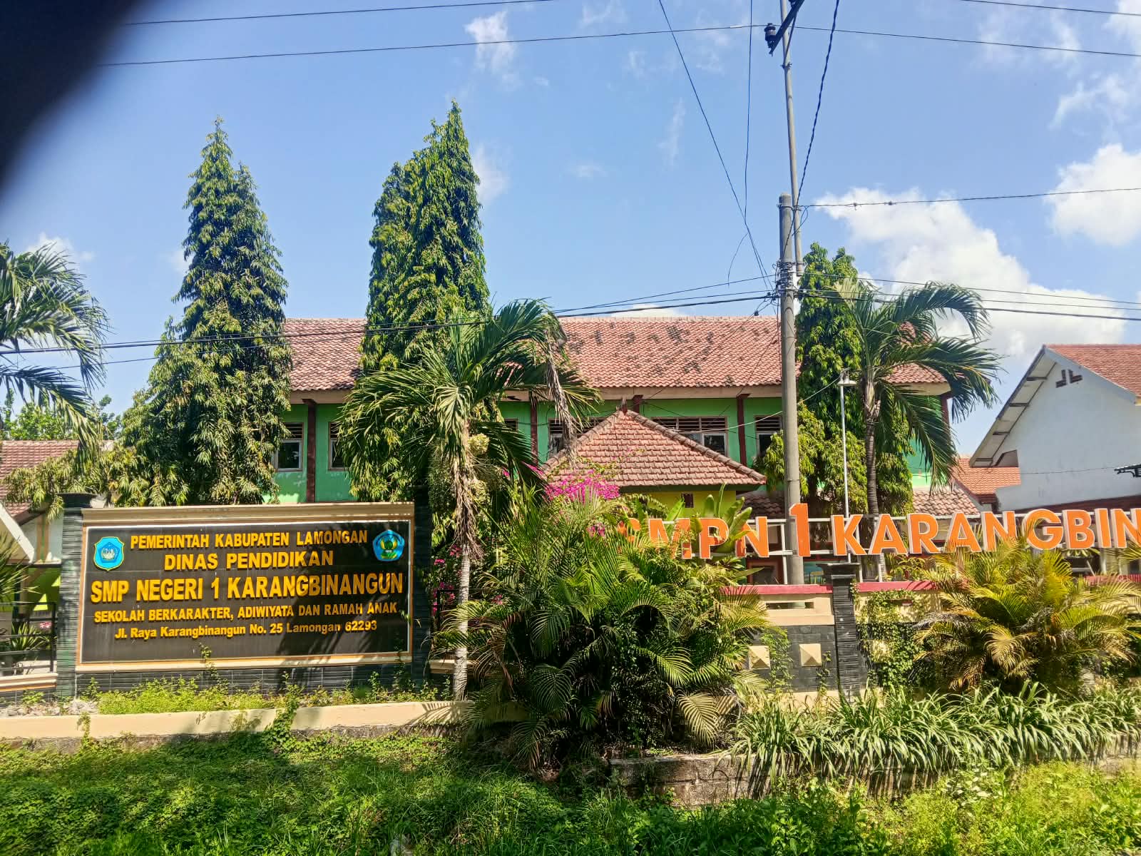 Foto SMP NEGERI 1 KARANGBINANGUN