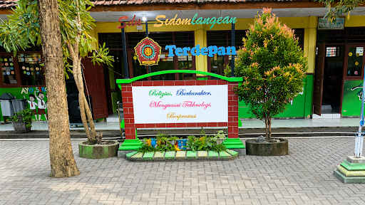 Foto SD NEGERI SIDOMLANGEAN