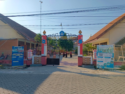 Foto SD NEGERI 1 TEBLURU